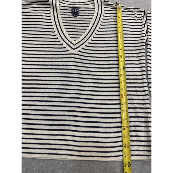 GAP Factory Stripe Linen-Blend V-Neck Sweater – White/Navy Stripe (Size M) - Picture 5 of 8